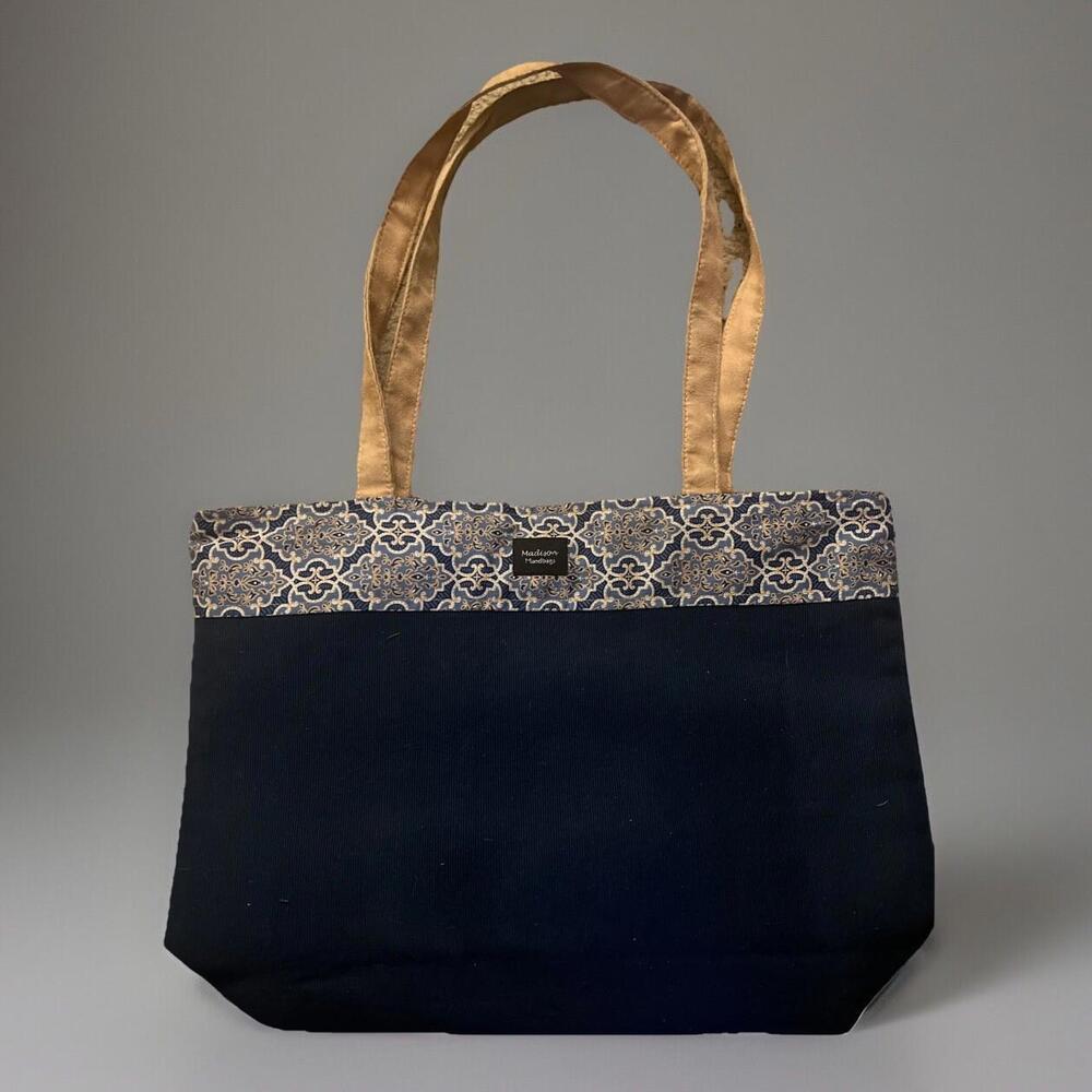 Madison Handbags 11”x15” Blue Handbag‎ Purse With Wallet